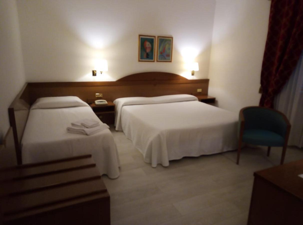 Hotel Arcadia Macerata Exterior photo